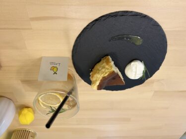 【Lemon cafe&bar 】自家製レモネードとスイーツが楽しめるお店