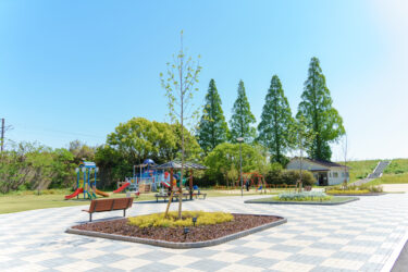 【鶴崎公園】小さなお子さんから地域の方まで楽しめるリニューアルしたばかりの公園